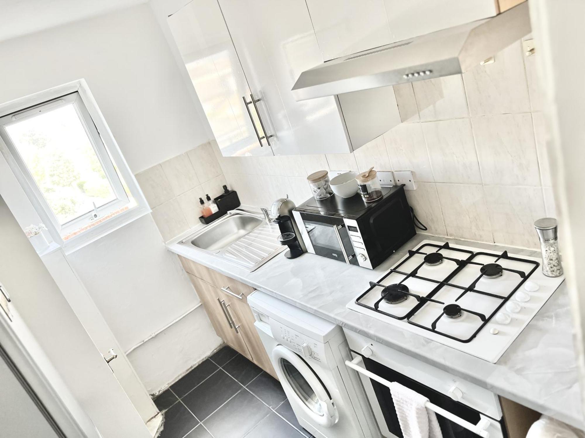 Apartament Next Westfield Mall ลอนดอน ภายนอก รูปภาพ