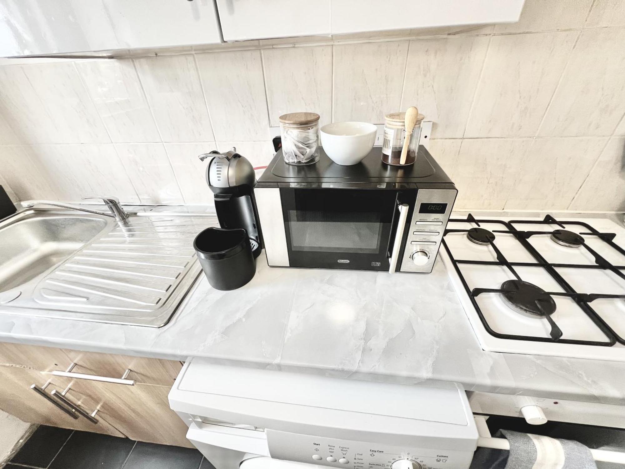 Apartament Next Westfield Mall ลอนดอน ภายนอก รูปภาพ